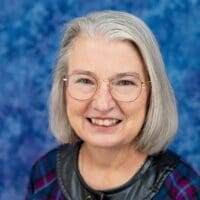 Tami R Benus Headshot